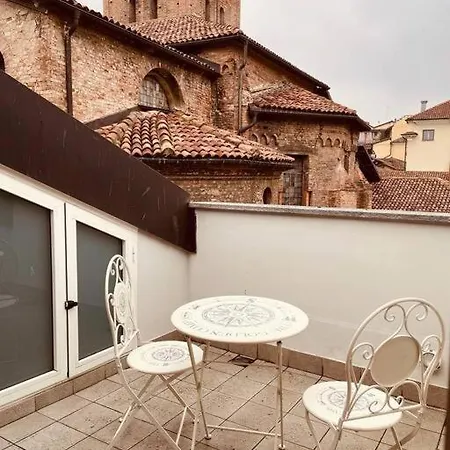 Piazza San Secondo Incantevole Appartamento Wifi Asti Exterior photo